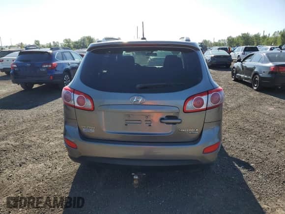 ✅ 2011 Hyundai Santa Fe GLS • VIN: 5XYZGDAG9BG055484 • Лот: 67952784. Размещён на Copart с пробегом 179 708 миль миль. Получите бесплатный доступ к архиву аукционных продаж из США и посмотрите подробный отчёт об истории автомобиля на DreamBid. Изображение 6.