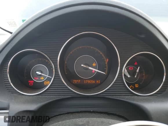 2009 Saturn Aura XR z VIN 1G8ZX577X9F119987, wystawiony jako Copart lot #67035455 z przebiegiem 179 054 mil mil oraz Szkoda całkowita • Salvage title. Historia ofert i sprzedaży dostępna na DreamBid. Obrazek 9.