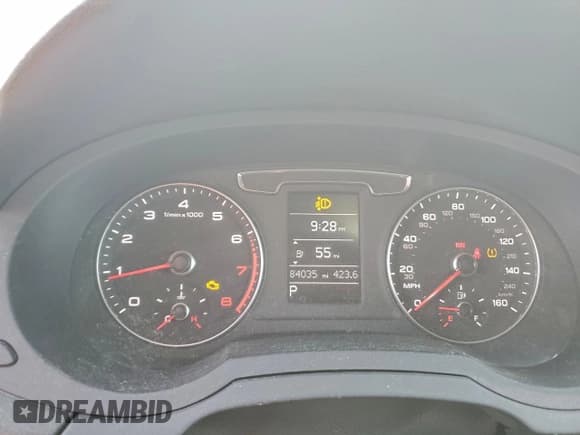 ✅ 2018 Audi Q3 Premium • VIN: WA1BCCFS2JR030022 • Lot: 92910875. Listed on Copart with 84,035 mi. Free auction sales archive from the USA and detailed vehicle history report at DreamBid. Image 9.