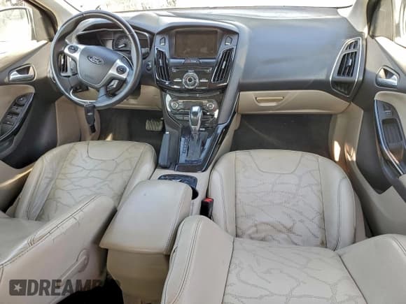 ✅ 2014 Ford Focus Electric • VIN: 1FADP3R44EL294311 • Лот: 95165395. Опубликован ранее на Copart с пробегом 58 965 миль. Бесплатный доступ к архиву аукционных продаж из США и подробный отчёт об истории автомобиля на DreamBid. Изображение 8.