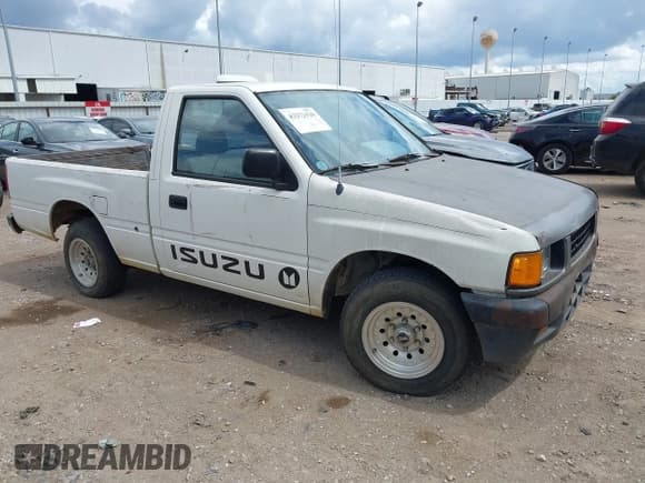 ✅ 1994 Isuzu Pickup S • VIN: 4S1CL11L5R4204889 • Lot: 43272529. Wystawiony na IAAI z przebiegiem 293 705 mil. Bezpłatny archiwum sprzedaży aukcyjnych z USA i szczegółowy raport historii pojazdu na DreamBid. Zdjęcie 1.