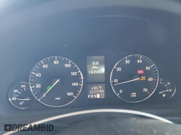 ✅ 2005 Mercedes-Benz C 320 • VIN: WDBRF64J65F672627 • Lot: 80581575. Wystawiony na Copart z przebiegiem 142 083 mil. Bezpłatny archiwum sprzedaży aukcyjnych z USA i szczegółowy raport historii pojazdu na DreamBid. Zdjęcie 9.