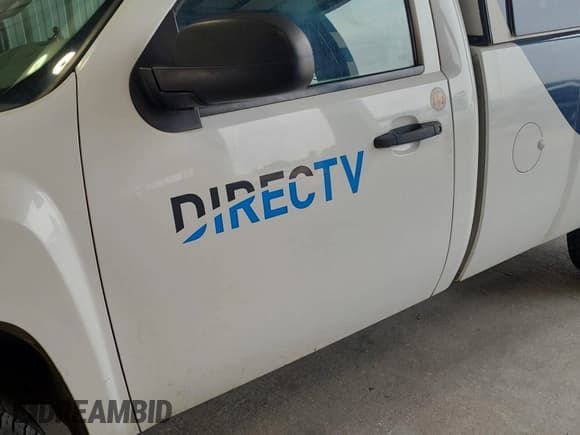✅ 2010 Chevrolet Silverado 1500 Work Truck • VIN: 1GCPKPEX2AZ224987 • Lot: 42715575. Listed on IAAI with 169,516 mi. Free auction sales archive from the USA and detailed vehicle history report at DreamBid. Image 1.