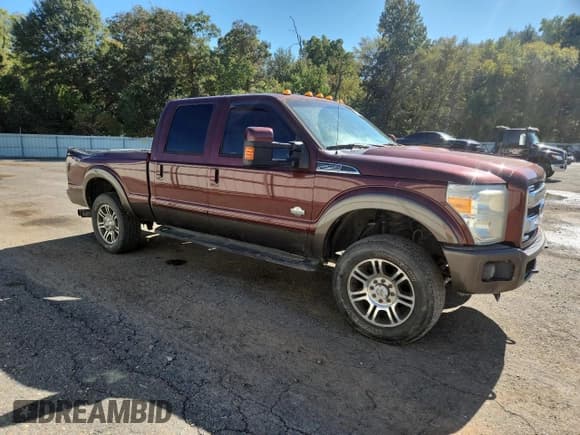✅ 2016 Ford F-250 Lariat • VIN: 1FT7W2BT2GEB48230 • Lot: 87035095. Listed on Copart with 196,717 mi. Free auction sales archive from the USA and detailed vehicle history report at DreamBid. Image 4.