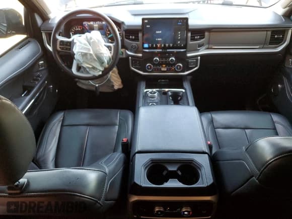 ✅ 2022 Ford Expedition Max XLT • VIN: 1FMJK1JT8NEA36571 • Лот: 82349705. Опубликован ранее на Copart с пробегом 67 614 миль. Бесплатный доступ к архиву аукционных продаж из США и подробный отчёт об истории автомобиля на DreamBid. Изображение 8.