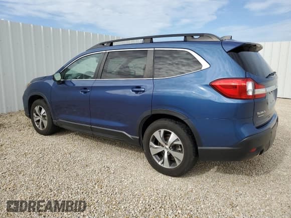 ✅ 2022 Subaru Ascent Premium • VIN: 4S4WMACD1N3450468 • Lot: 70218775. Listed on Copart with 71,990 mi. Free auction sales archive from the USA and detailed vehicle history report at DreamBid. Image 2.