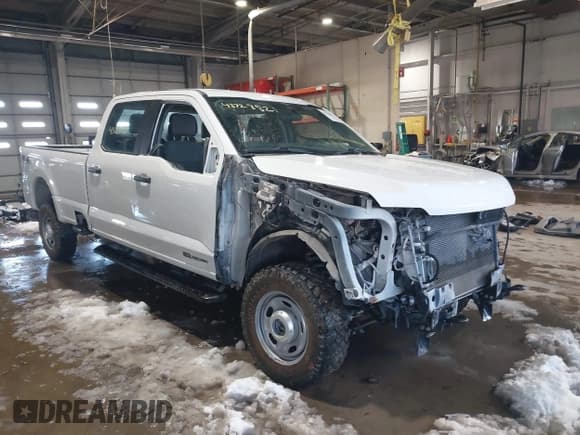 ✅ 2023 Ford F-250 XLT • VIN: 1FT7W2BT6PEC17372 • Лот: 43728821. Опубликован ранее на IAAI с пробегом 69 319 миль. Бесплатный доступ к архиву аукционных продаж из США и подробный отчёт об истории автомобиля на DreamBid. Изображение 1.