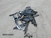 ✅ 2019 Volvo XC40 Momentum • VIN: YV4162UK2K2155020 • Лот: 91381845. Опубликован ранее на Copart с пробегом 55 824 миль. Бесплатный доступ к архиву аукционных продаж из США и подробный отчёт об истории автомобиля на DreamBid. Изображение 13.