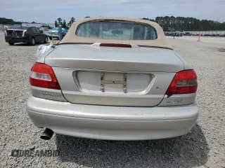 ✅ 2000 Volvo C70 • VIN: YV1NC56D6YJ012531 • Лот: 70657315. Опубликован ранее на Copart с пробегом 76 908 миль. Бесплатный доступ к архиву аукционных продаж из США и подробный отчёт об истории автомобиля на DreamBid. Изображение 6.