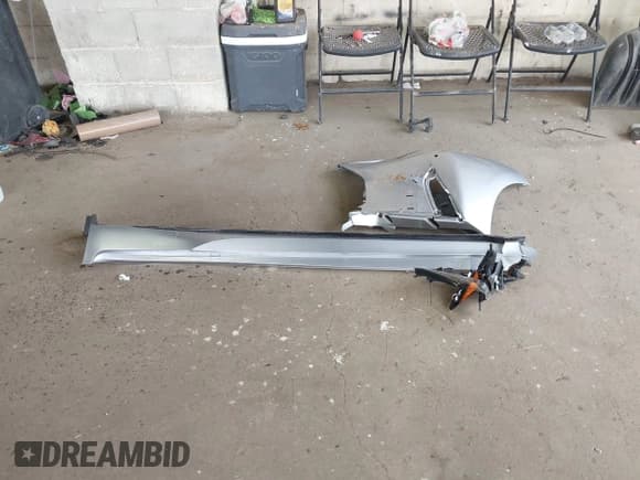 ✅ 2023 Lexus IS 500 F Sport Performance • VIN: JTHAP1D22P5002345 • Lot: 42068473. Wystawiony na IAAI z przebiegiem 27 998 mil. Bezpłatny archiwum sprzedaży aukcyjnych z USA i szczegółowy raport historii pojazdu na DreamBid. Zdjęcie 12.