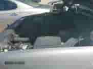 2001 Chevrolet Tahoe LT z VIN 1GNEK13T51J186505, wystawiony jako IAAI lot #42648332 z przebiegiem 282 884 mil mil oraz . Historia ofert i sprzedaży dostępna na DreamBid. Obrazek 15.