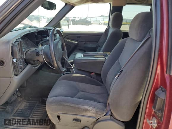 ✅ 2005 Chevrolet Silverado 1500 LT • VIN: 2GCEC19T751392373 • Лот: 53318345. Опубликован ранее на Copart с пробегом 206 126 миль. Бесплатный доступ к архиву аукционных продаж из США и подробный отчёт об истории автомобиля на DreamBid. Изображение 7.