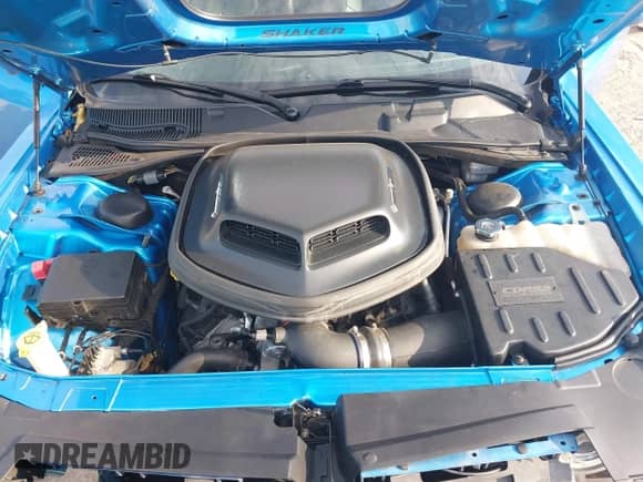 2015 Dodge Challenger R/T Plus z VIN 2C3CDZBT9FH804335, wystawiony jako IAAI lot #43386188 z przebiegiem 42 915 mil mil oraz . Historia ofert i sprzedaży dostępna na DreamBid. Obrazek 10.