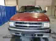 1997 Chevrolet Blazer LS with VIN 1GNDT13W0V2220109, listed as a Copart auction lot 87015214 with 172,531 mi miles and Salvage title. Bid and sale history available at DreamBid. Image 5.