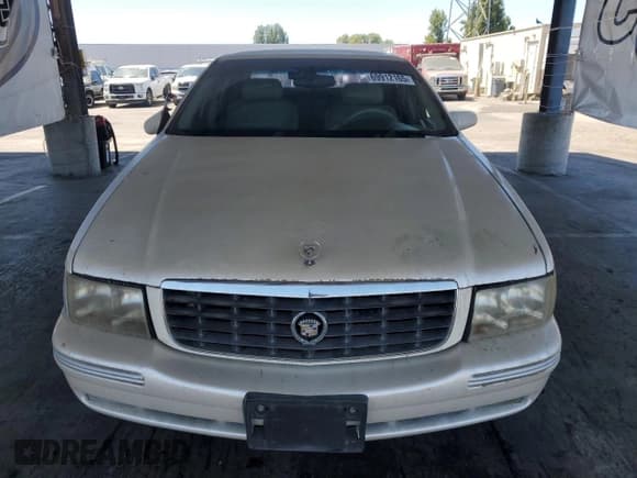 ✅ 1998 Cadillac DeVille • VIN: 1G6KF5496WU745580 • Lot: 69912165. Listed on Copart with 119,649 mi. Free auction sales archive from the USA and detailed vehicle history report at DreamBid. Image 5.