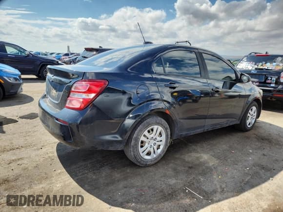 ✅ 2017 Chevrolet Sonic LS • VIN: 1G1JB5SH6H4167944 • Lot: 84769235. Listed on Copart with 89,438 mi. Free auction sales archive from the USA and detailed vehicle history report at DreamBid. Image 3.