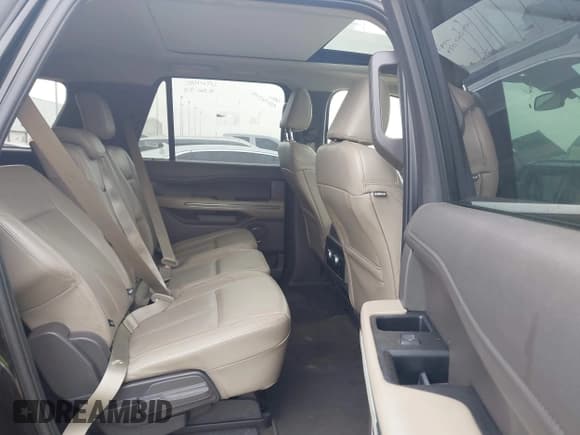 ✅ 2021 Ford Expedition Max XLT • VIN: 1FMJK1JT0MEA18953 • Lot: 41801066. Listed on IAAI with 89,986 mi. Free auction sales archive from the USA and detailed vehicle history report at DreamBid. Image 8.