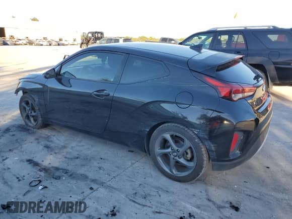 2020 Hyundai Veloster 2.0 z VIN KMHTG6AF6LU020700, wystawiony jako Copart lot #82023254 z przebiegiem 62 861 mil mil oraz Szkoda całkowita • Salvage title. Historia ofert i sprzedaży dostępna na DreamBid. Obrazek 2.