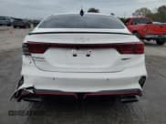 ✅ 2022 Kia Forte GT • VIN: 3KPF44AC8NE480284 • Lot: 85091365. Wystawiony na Copart z przebiegiem 50 762 mil. Bezpłatny archiwum sprzedaży aukcyjnych z USA i szczegółowy raport historii pojazdu na DreamBid. Zdjęcie 6.