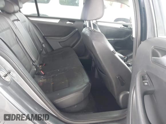 ✅ 2013 Volkswagen Jetta SE • VIN: 3VWDX7AJ6DM287258 • Lot: 43260118. Listed on IAAI with 138,775 mi. Free auction sales archive from the USA and detailed vehicle history report at DreamBid. Image 8.