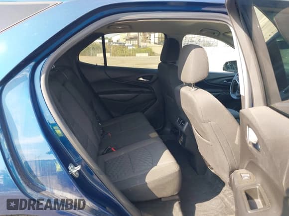 ✅ 2019 Chevrolet Equinox LT • VIN: 3GNAXKEV4KL239127 • Lot: 43270210. Wystawiony na IAAI z przebiegiem 116 317 mil. Bezpłatny archiwum sprzedaży aukcyjnych z USA i szczegółowy raport historii pojazdu na DreamBid. Zdjęcie 8.