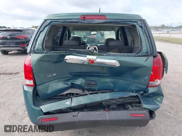 ✅ 2006 Saturn VUE • VIN: 5GZCZ33DX6S858252 • Lot: 42032301. Wystawiony na IAAI z przebiegiem 186 504 mil. Bezpłatny archiwum sprzedaży aukcyjnych z USA i szczegółowy raport historii pojazdu na DreamBid. Zdjęcie 6.