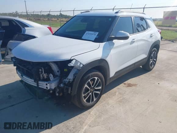 2025 Chevrolet TrailBlazer LT с VIN KL79MPSPXSB025345, выставлен на аукционе IAAI как лот 43195574 с пробегом 28 386 миль миль и . История ставок и продаж доступна на DreamBid. Изображение 2.