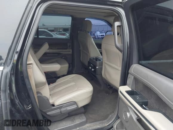 ✅ 2020 Ford Expedition Max Limited • VIN: 1FMJK2AT8LEA25332 • Лот: 41512527. Опубликован ранее на IAAI с пробегом 123 139 миль. Бесплатный доступ к архиву аукционных продаж из США и подробный отчёт об истории автомобиля на DreamBid. Изображение 8.