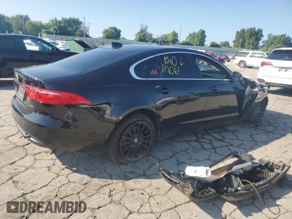 ✅ 2019 Jaguar XF 25t Premium • VIN: SAJBD4FX1KCY79357 • Lot: 64975525. Listed on Copart with 133,353 mi. Free auction sales archive from the USA and detailed vehicle history report at DreamBid. Image 3.