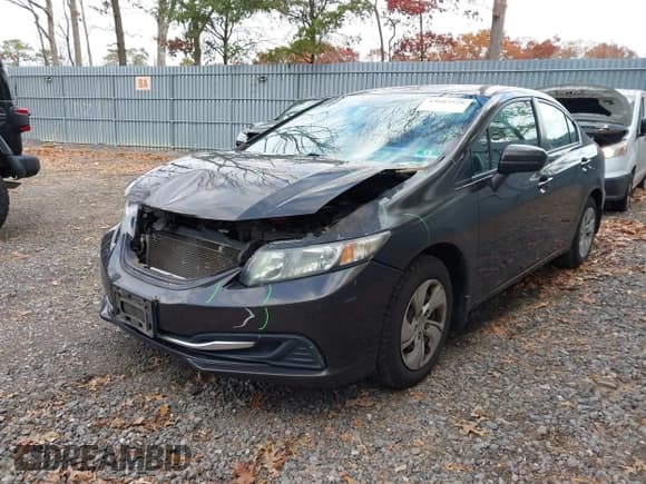 ✅ 2014 Honda Civic LX • VIN: 2HGFB2F57EH529811 • Лот: 43683528. Опубликован ранее на IAAI с пробегом 135 823 миль. Бесплатный доступ к архиву аукционных продаж из США и подробный отчёт об истории автомобиля на DreamBid. Изображение 2.