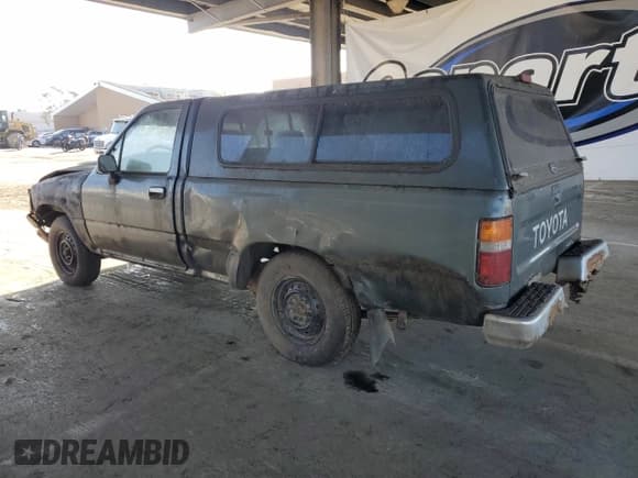 ✅ 1993 Toyota Pickup DX • VIN: JT4RN81P7P5167391 • Лот: 81092755. Опубликован ранее на Copart с пробегом 148 952 миль. Бесплатный доступ к архиву аукционных продаж из США и подробный отчёт об истории автомобиля на DreamBid. Изображение 2.