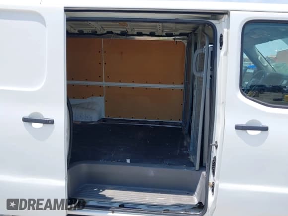 ✅ 2018 Nissan NV Cargo S • VIN: 1N6BF0KY1JN801581 • Лот: 42431982. Опубликован ранее на IAAI с пробегом 247 540 миль. Бесплатный доступ к архиву аукционных продаж из США и подробный отчёт об истории автомобиля на DreamBid. Изображение 8.