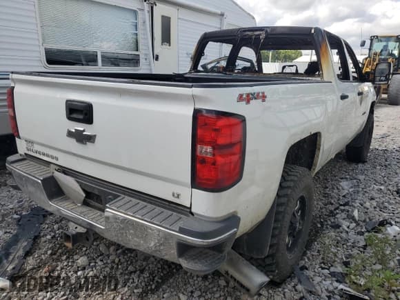 ✅ 2015 Chevrolet Silverado 2500HD LT • VIN: 1GC1KVE86FF136892 • Лот: 66849745. Опубликован ранее на Copart с пробегом Не указан. Бесплатный доступ к архиву аукционных продаж из США и подробный отчёт об истории автомобиля на DreamBid. Изображение 3.