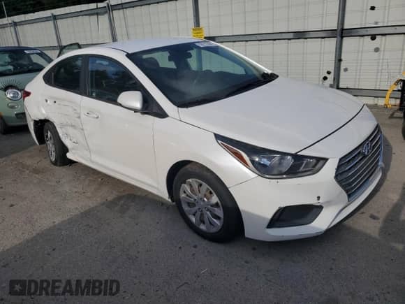 2019 Hyundai Accent SE z VIN 3KPC24A37KE077059, wystawiony jako Copart lot #59223094 z przebiegiem 78 186 mil mil oraz Szkoda całkowita • Salvage title. Historia ofert i sprzedaży dostępna na DreamBid. Obrazek 4.