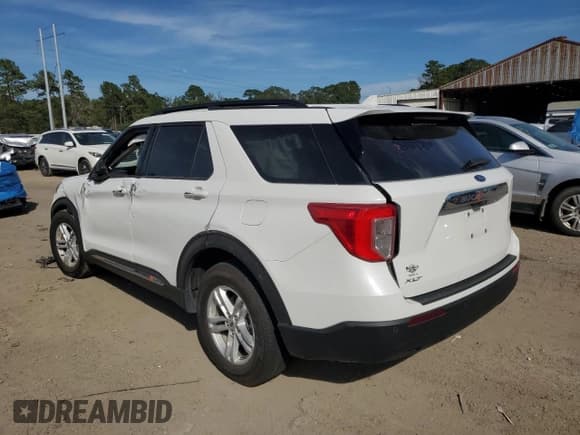 ✅ 2024 Ford Explorer XLT • VIN: 1FMSK7DH5RGA20949 • Lot: 89809415. Wystawiony na Copart z przebiegiem 16 394 mil. Bezpłatny archiwum sprzedaży aukcyjnych z USA i szczegółowy raport historii pojazdu na DreamBid. Zdjęcie 2.
