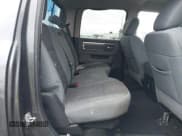 ✅ 2017 Ram 2500 Big Horn • VIN: 3C6UR5DL3HG598026 • Lot: 41511984. Wystawiony na IAAI z przebiegiem 64 335 mil. Bezpłatny archiwum sprzedaży aukcyjnych z USA i szczegółowy raport historii pojazdu na DreamBid. Zdjęcie 8.