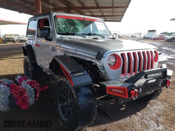 ✅ 2020 Jeep Wrangler Sport S • VIN: 1C4GJXAN9LW135767 • Lot: 41236318. Listed on IAAI with 62,951 mi. Free auction sales archive from the USA and detailed vehicle history report at DreamBid. Image 1.