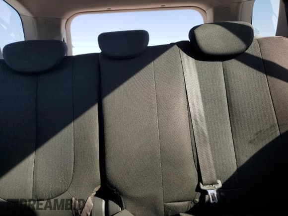 ✅ 2010 Kia Rondo LX • VIN: KNAHG8C88A7303953 • Lot: 74342734. Wystawiony na Copart z przebiegiem 175 679 mil. Bezpłatny archiwum sprzedaży aukcyjnych z USA i szczegółowy raport historii pojazdu na DreamBid. Zdjęcie 10.