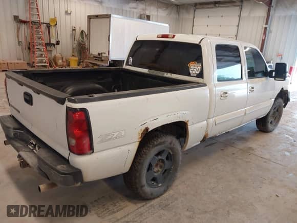 2006 Chevrolet Silverado 1500 LT1 с VIN 2GCEK13T761136828, выставлен на аукционе IAAI как лот 42510585 с пробегом 259 506 миль миль и . История ставок и продаж доступна на DreamBid. Изображение 4.