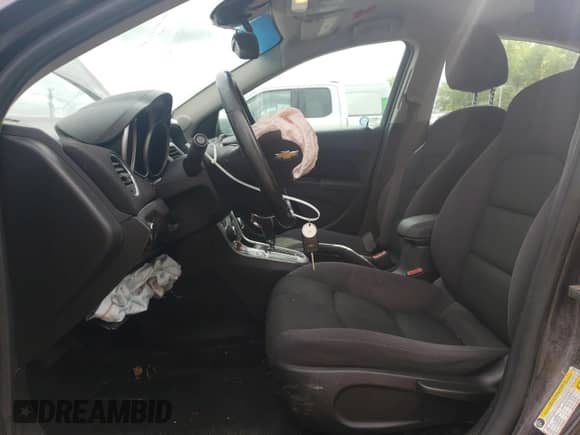 2014 Chevrolet Cruze 1LT with VIN 1G1PC5SB4E7264881, listed as a Copart auction lot 83849995 with 200,872 mi miles and Salvage title. Bid and sale history available at DreamBid. Image 7.