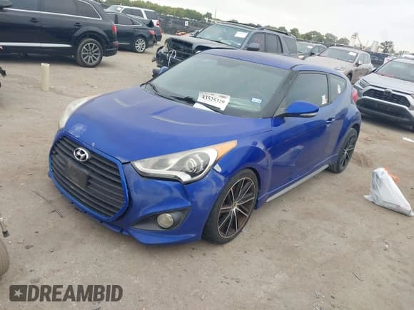 ✅ 2013 Hyundai Veloster Turbo • VIN: KMHTC6AE9DU181238 • Lot: 43525329. Listed on IAAI with 121,343 mi. Free auction sales archive from the USA and detailed vehicle history report at DreamBid. Image 17.