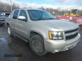✅ 2008 Chevrolet Avalanche LTZ • VIN: 3GNEC12088G212269 • Lot: 41861630. Listed on IAAI with 193,111 mi. Free auction sales archive from the USA and detailed vehicle history report at DreamBid. Image 1.
