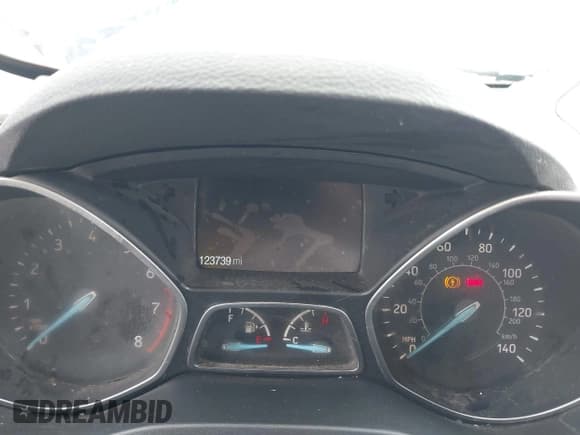 ✅ 2017 Ford Escape SE • VIN: 1FMCU0GD5HUA79952 • Лот: 41914512. Опубликован ранее на IAAI с пробегом 123 739 миль. Бесплатный доступ к архиву аукционных продаж из США и подробный отчёт об истории автомобиля на DreamBid. Изображение 7.