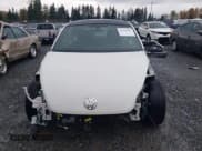 ✅ 2013 Volkswagen Beetle 2.5L • VIN: 3VWJP7AT7DM619969 • Lot: 43594617. Listed on IAAI with 10,181 mi. Free auction sales archive from the USA and detailed vehicle history report at DreamBid. Image 13.