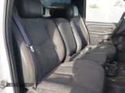 ✅ 2004 Chevrolet Silverado 2500HD • VIN: 1GBHK24UX4E257038 • Lot: 41609683. Listed on IAAI with 144,382 mi. Free auction sales archive from the USA and detailed vehicle history report at DreamBid. Image 8.