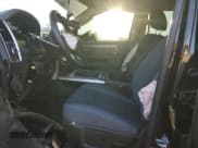 ✅ 2018 Ram 2500 Big Horn • VIN: 3C6UR5MLXJG246180 • Lot: 43694524. Wystawiony na Copart z przebiegiem Nie podano. Bezpłatny archiwum sprzedaży aukcyjnych z USA i szczegółowy raport historii pojazdu na DreamBid. Zdjęcie 7.