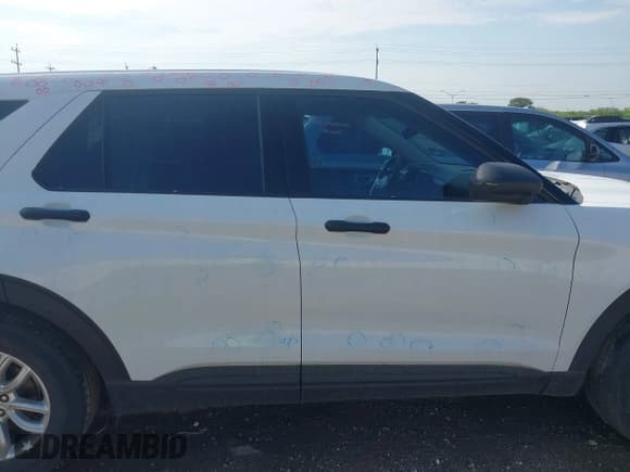 ✅ 2020 Ford Explorer • VIN: 1FMSK7BH2LGB82046 • Lot: 42324898. Listed on IAAI with 50,169 mi. Free auction sales archive from the USA and detailed vehicle history report at DreamBid. Image 13.