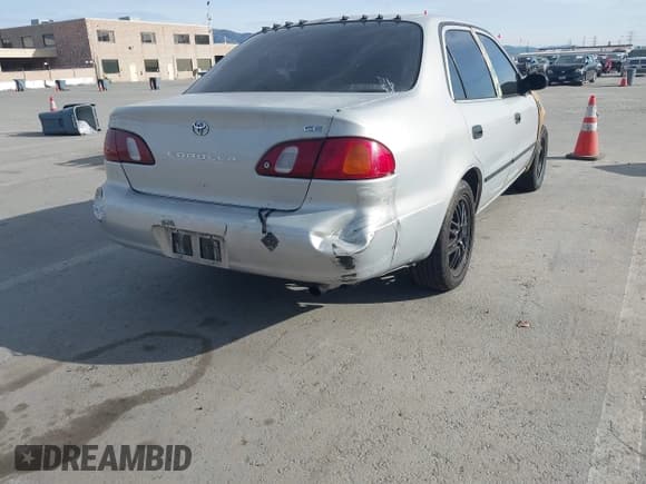 ✅ 1999 Toyota Corolla LE • VIN: 1NXBR12E7XZ221588 • Lot: 43836707. Wystawiony na IAAI z przebiegiem 295 529 mil. Bezpłatny archiwum sprzedaży aukcyjnych z USA i szczegółowy raport historii pojazdu na DreamBid. Zdjęcie 12.