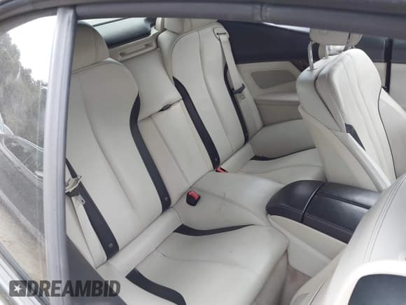 ✅ 2016 BMW 6 Series 650i xDrive • VIN: WBA6F7C56GD930476 • Лот: 42962356. Опубликован ранее на IAAI с пробегом 75 379 миль. Бесплатный доступ к архиву аукционных продаж из США и подробный отчёт об истории автомобиля на DreamBid. Изображение 8.