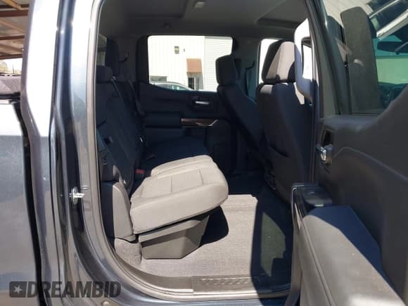 ✅ 2020 Chevrolet Silverado 1500 RST • VIN: 3GCUYEED4LG101285 • Lot: 42272752. Wystawiony na IAAI z przebiegiem 50 248 mil. Bezpłatny archiwum sprzedaży aukcyjnych z USA i szczegółowy raport historii pojazdu na DreamBid. Zdjęcie 8.